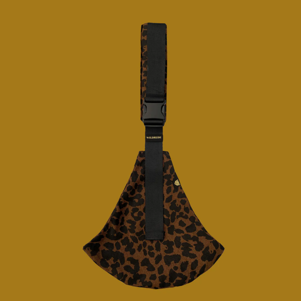 Image de 'Toddler Carrier Leopard print brown'